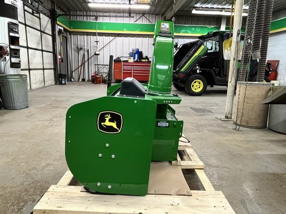 Image of John Deere 47" Snow Blower equipment image 4