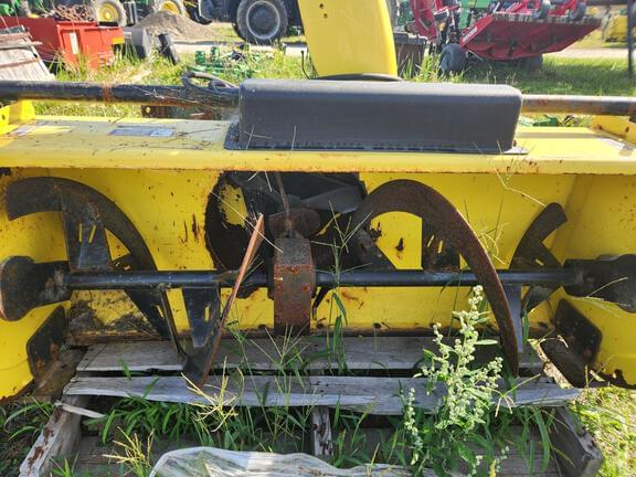 Image of John Deere 47" Snow Blower equipment image 1