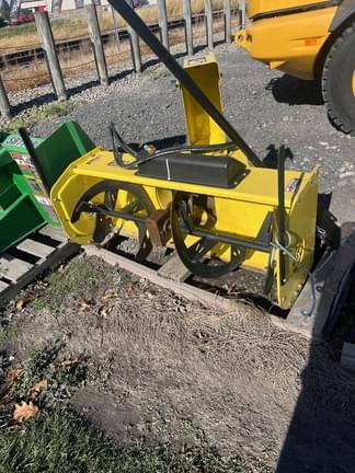 Image of John Deere 47" Snow Blower equipment image 2