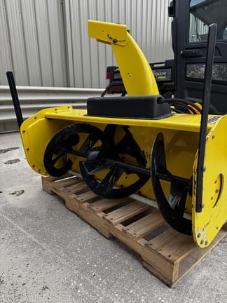 Main image John Deere 47" Snow Blower