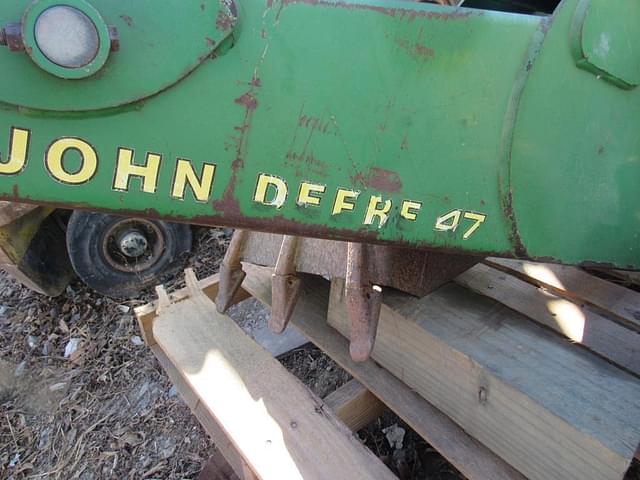 Image of John Deere 47 equipment image 4