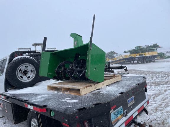 Image of John Deere 47" HD Snow Blower equipment image 3
