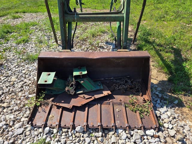 Image of John Deere 47 equipment image 2