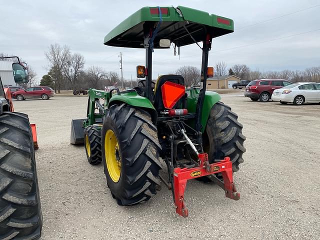 Image of John Deere 4700 equipment image 4