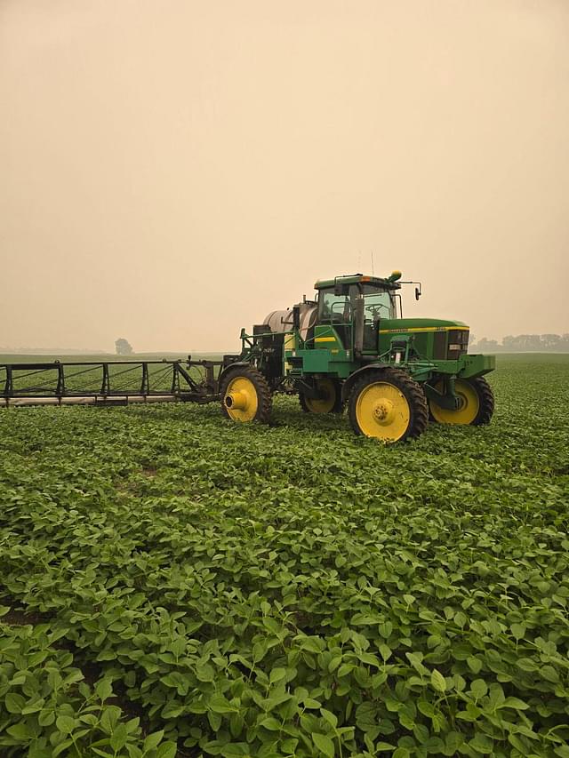 Image of John Deere 4700 equipment image 3