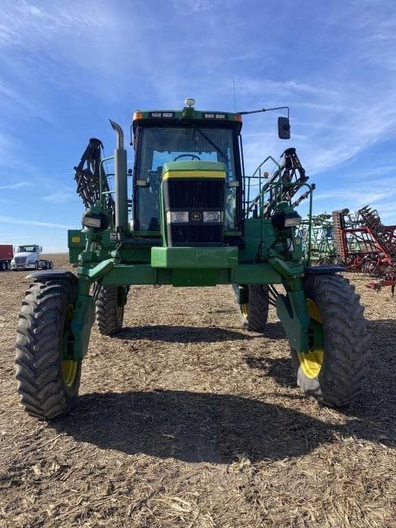 Image of John Deere 4700 equipment image 1