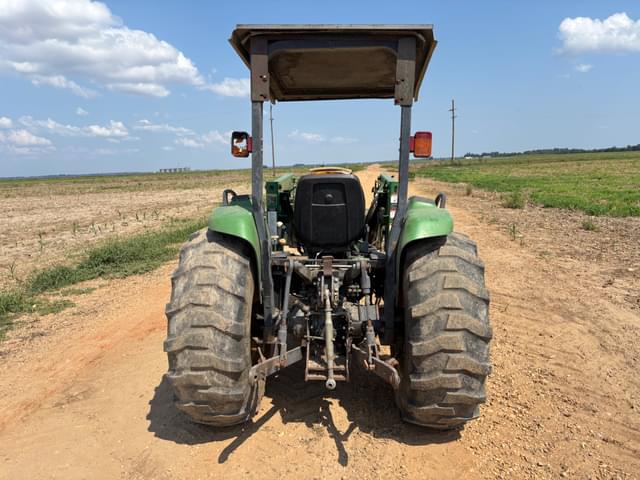 Image of John Deere 4700 equipment image 2