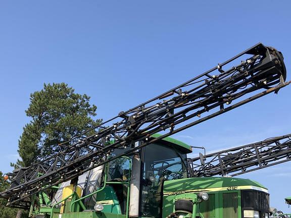 Image of John Deere 4710 equipment image 4