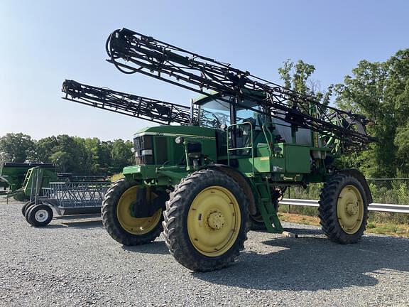 Image of John Deere 4710 equipment image 1