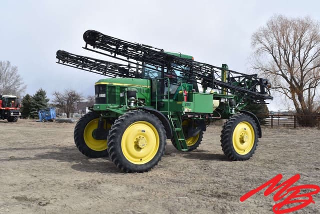 Image of John Deere 4710 equipment image 1