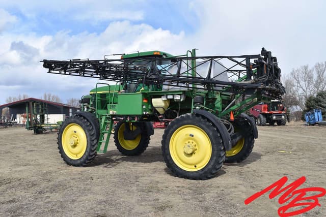 Image of John Deere 4710 equipment image 3