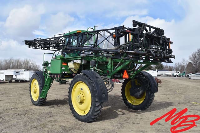 Image of John Deere 4710 equipment image 4