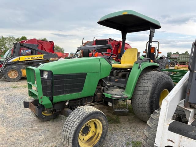 Image of John Deere 4710 equipment image 1