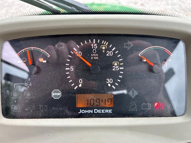 Image of John Deere 4720 equipment image 4