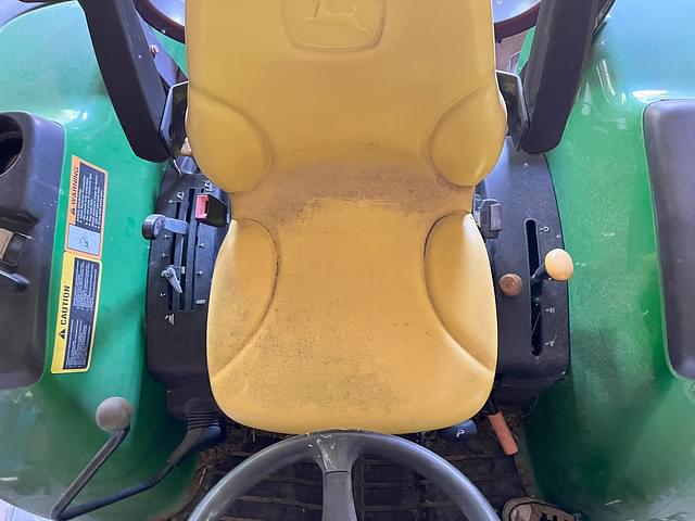 Image of John Deere 4720 equipment image 4