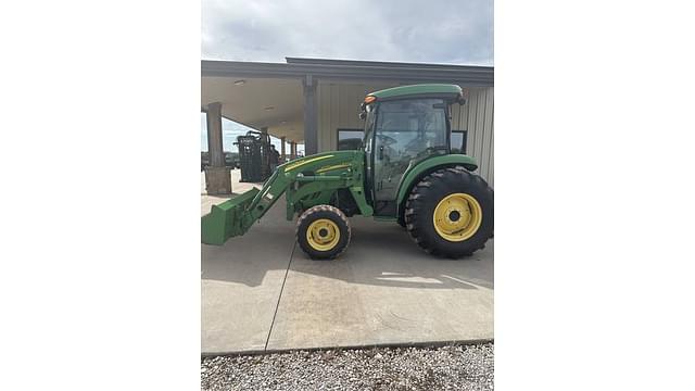 Image of John Deere 4720 equipment image 1