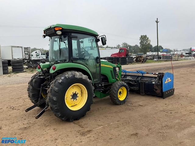 Image of John Deere 4720 equipment image 2