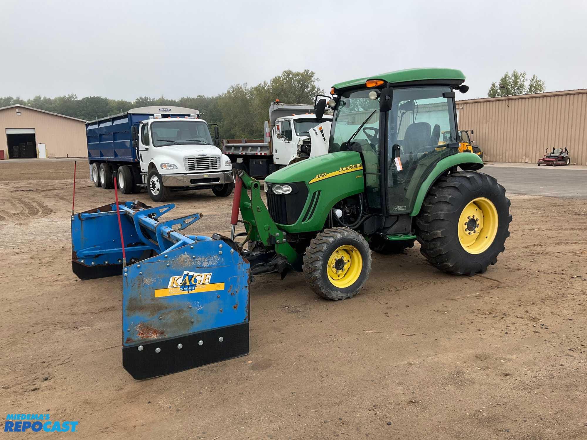 Main image John Deere 4720