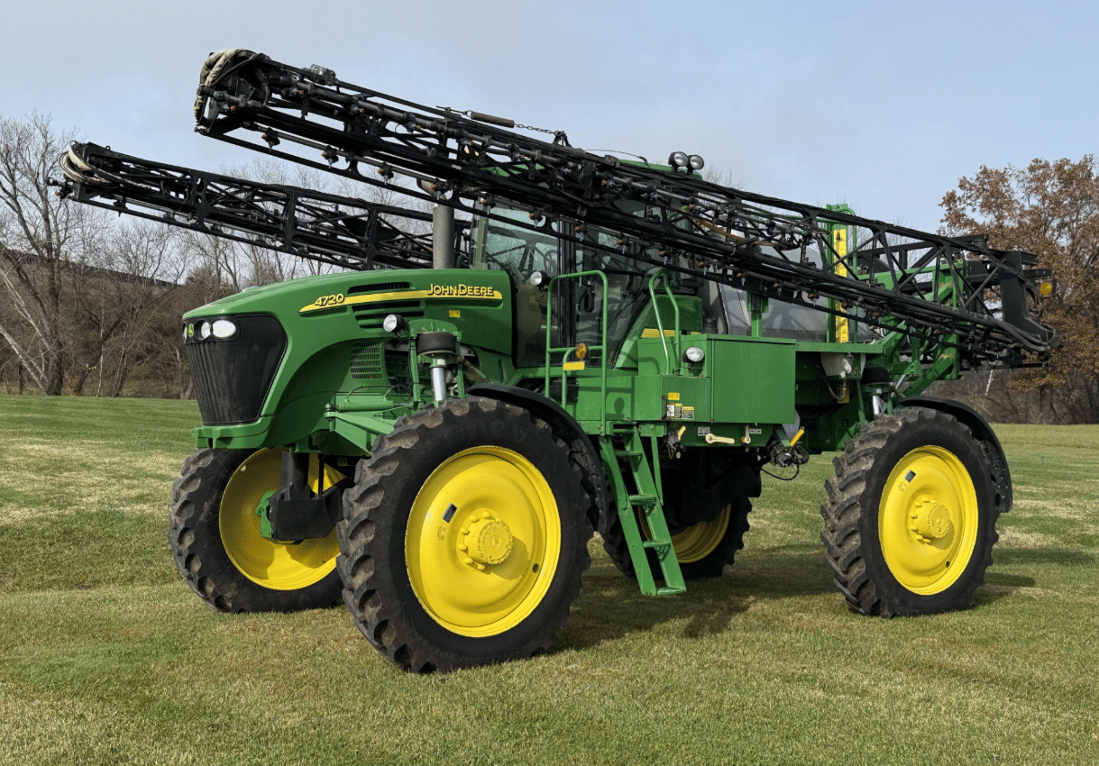 Main image John Deere 4720