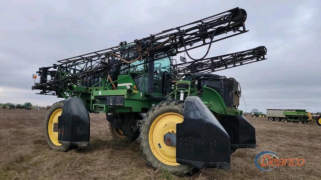 John Deere 4720 Equipment Image0