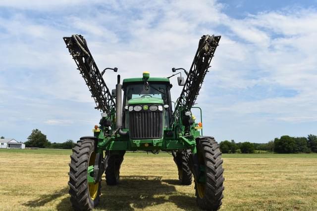 Image of John Deere 4720 equipment image 1