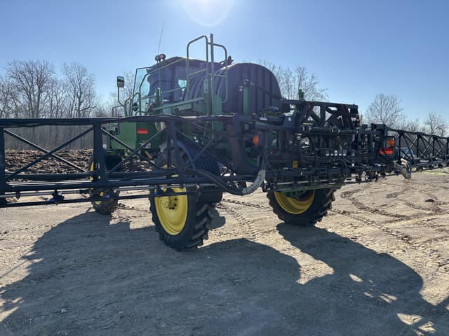 Image of John Deere 4730 equipment image 4