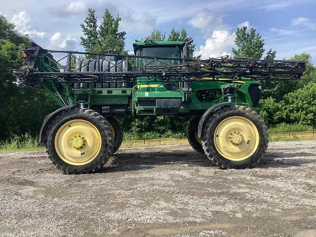 Image of John Deere 4730 equipment image 2