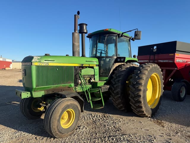Image of John Deere 4755 equipment image 2