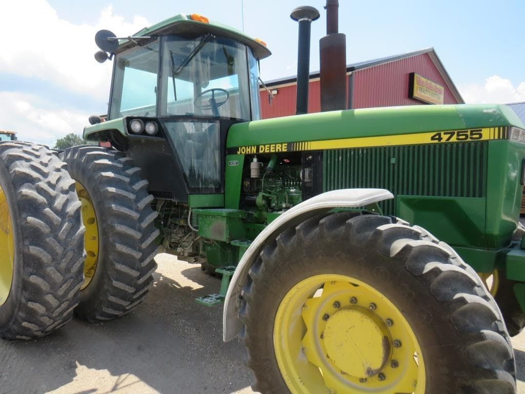 Image of John Deere 4755 Primary image