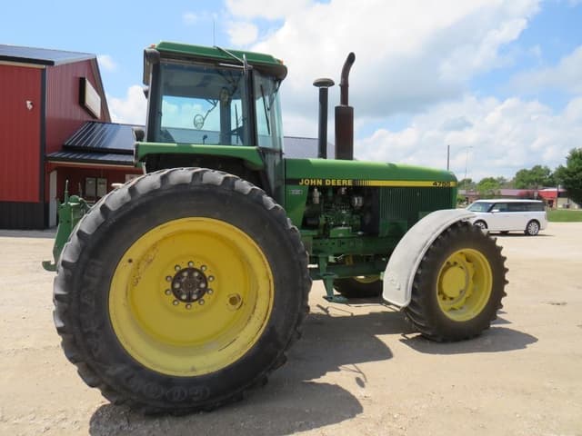 Image of John Deere 4755 equipment image 2