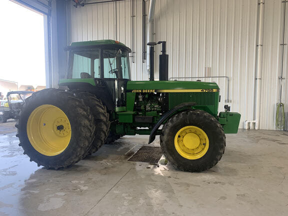 1989 John Deere 4755 Equipment Image0