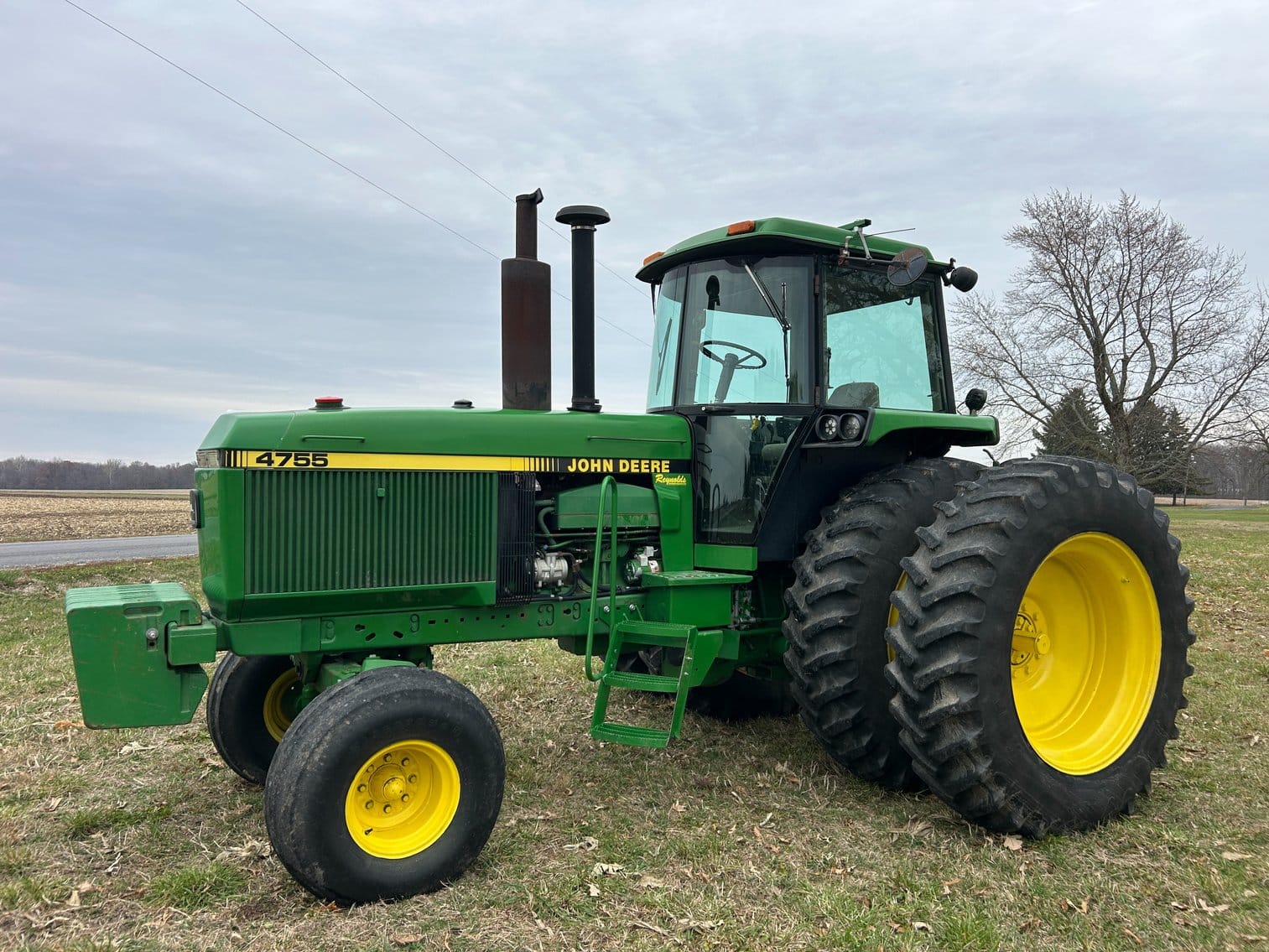 John Deere 4755 Equipment Image0