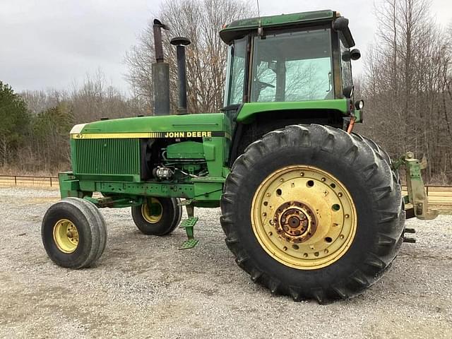 Image of John Deere 4755 equipment image 1