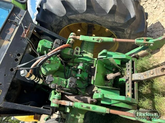 Image of John Deere 4755 equipment image 4