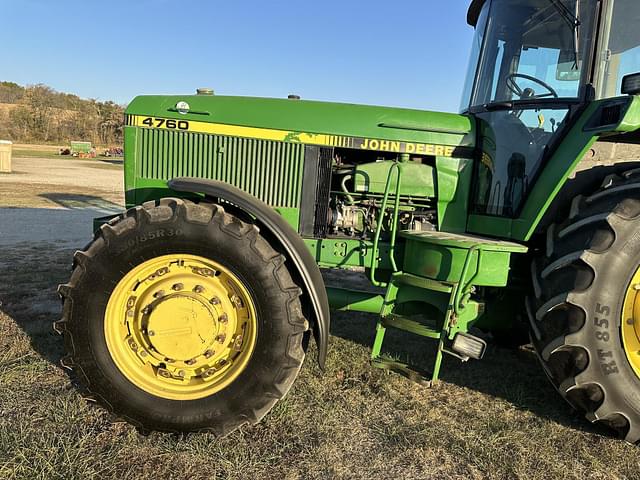 Image of John Deere 4760 equipment image 2