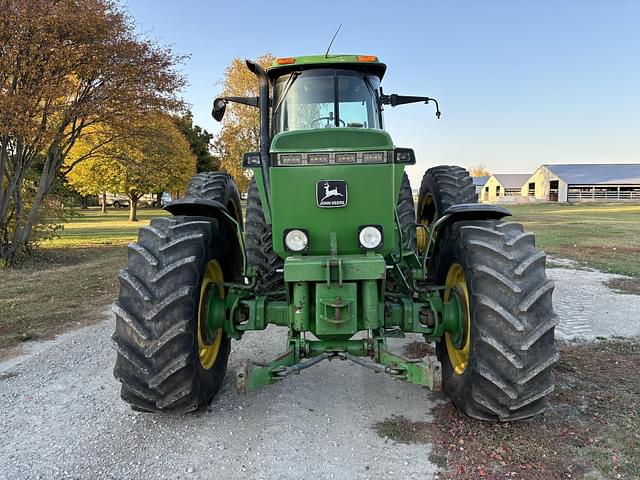 Image of John Deere 4760 equipment image 2