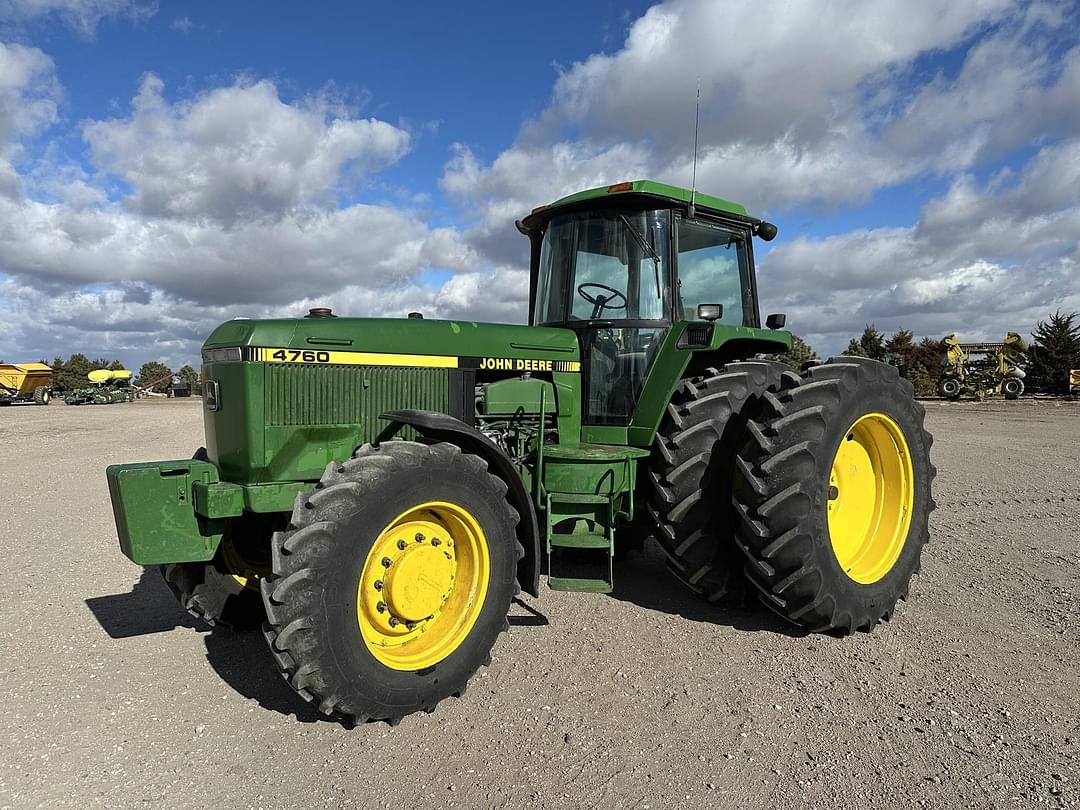 Image of John Deere 4760 Primary image