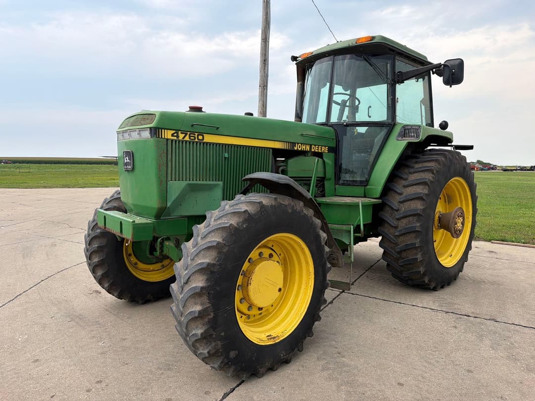 Image of John Deere 4760 Primary image