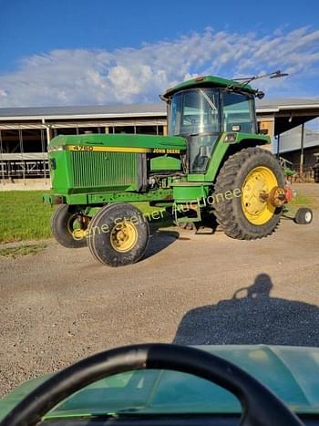 John Deere 4760 Equipment Image0