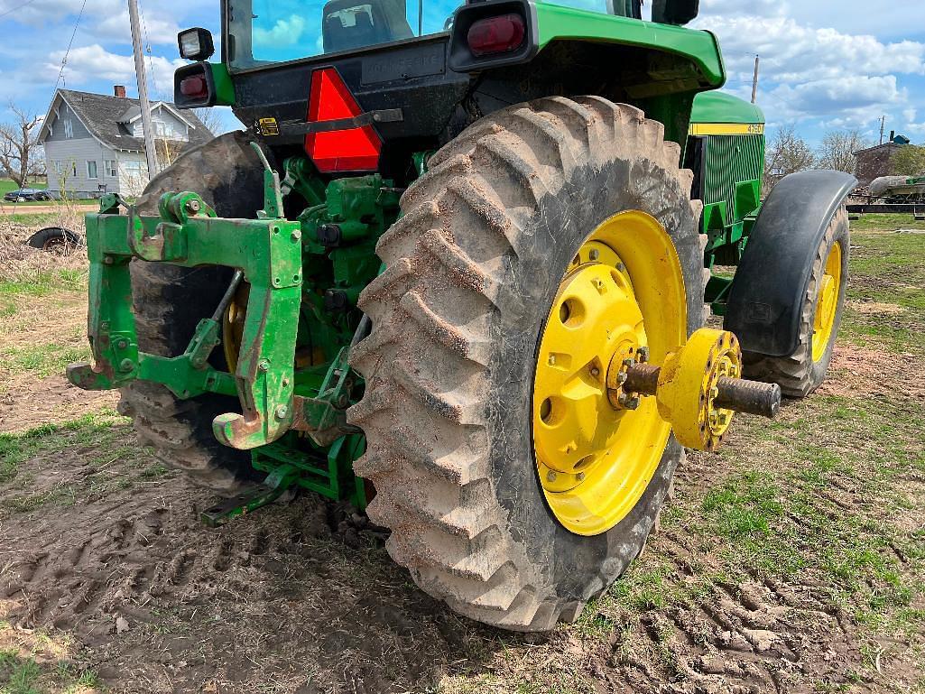 Main image John Deere 4760 5