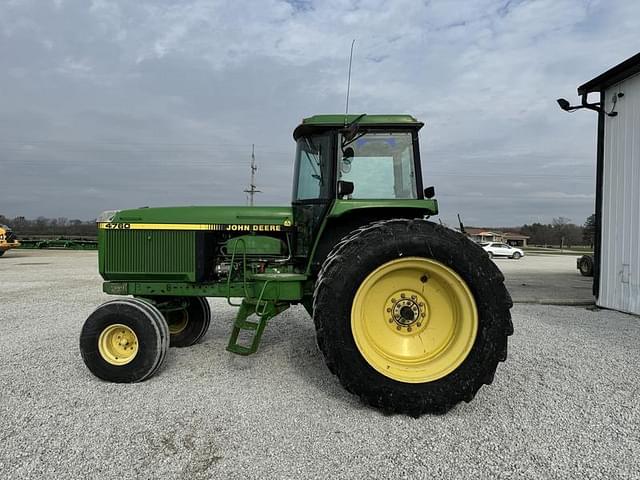 Image of John Deere 4760 equipment image 3