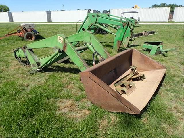 Image of John Deere 48 equipment image 1