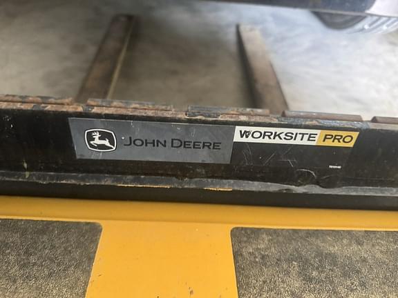 Image of John Deere Pallet Forks equipment image 4