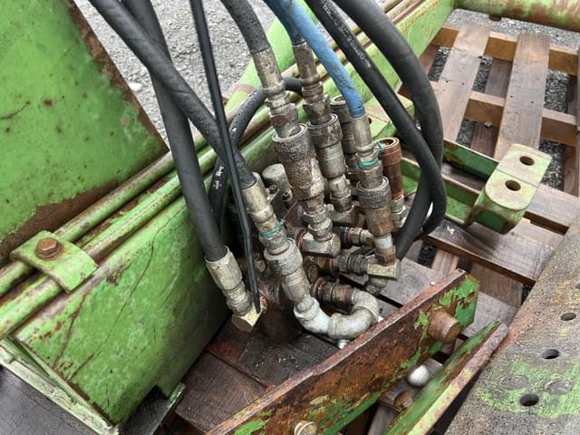 Image of John Deere 48 equipment image 4