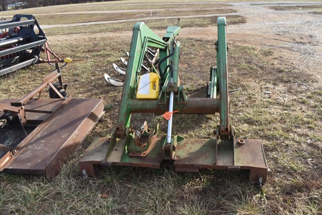 Image of John Deere 48 equipment image 1