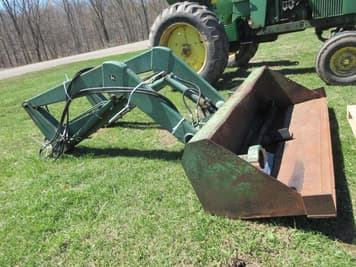 Main image John Deere 48