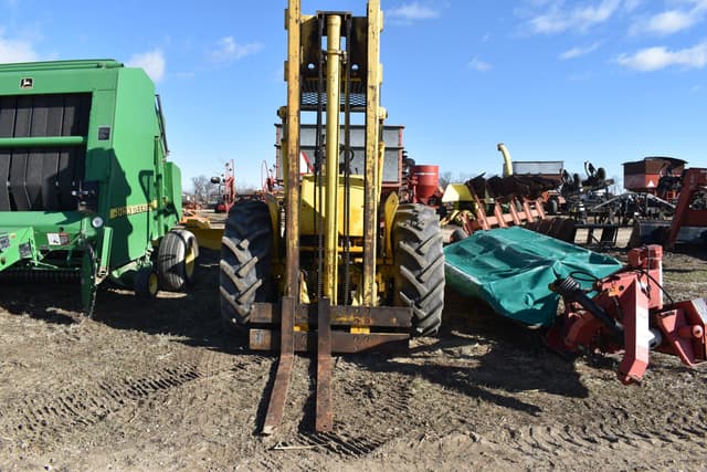Image of John Deere 480 equipment image 1