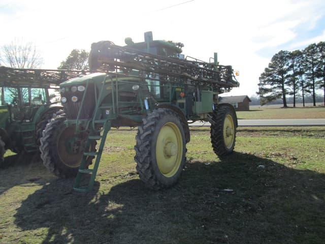 Image of John Deere 4830 equipment image 1