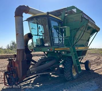 Main image John Deere 484