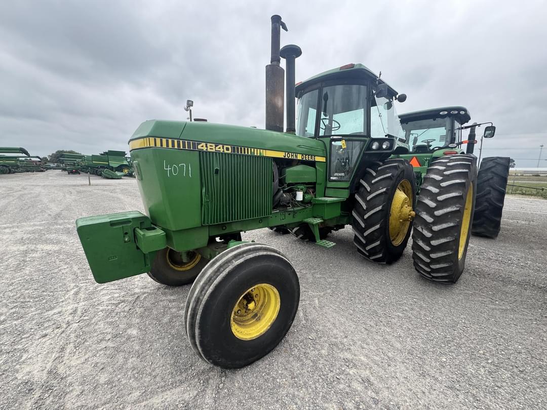 Image of John Deere 4840 Primary image
